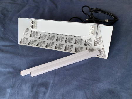 Уф ловушка клеевая "PCG-UV-80WH" цвет белый" (80м2)